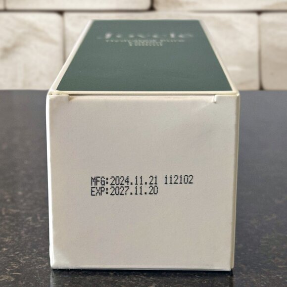 Jovclé Hydrated Pure Lotion/Essence ~ NIB! - Picture 6 of 6